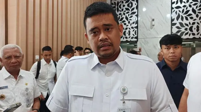 bobby_nasution_imbau_perusahaan_di_sumut_tidak_menahan_ijazah_karyawan_2025-05-27_08-51-25_4789
