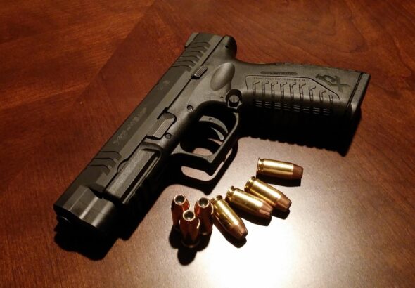 handgun-231696_1280