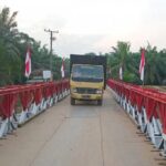 jembatan_bailey_yang_menghubungkan_desa_besilam