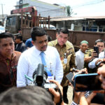 Gubernur_tinjau_Jalan_rusak_di_Helvetia-Marelan-6.jpg_1